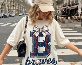 Braves Baseball PNG | Design mit dem Buchstaben B im College-Stil und Schleife | Baseball-Buchstabe mit Stickerei | PNG im Sportteam-Stil | T-Shirt-Druckdesign
