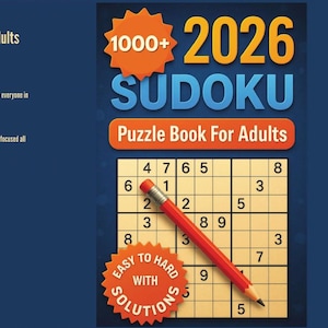 Op de afbeelding: Een blauw Sudoku-puzzelboek voor volwassenen met de tekst "Big 2026 Sudoku Puzzle Book for Adults" en "1000+ Puzzles". Een rode potlood ligt op een gedeeltelijk ingevulde puzzel. Het boek belooft puzzels van gemakkelijk tot moeilijk.