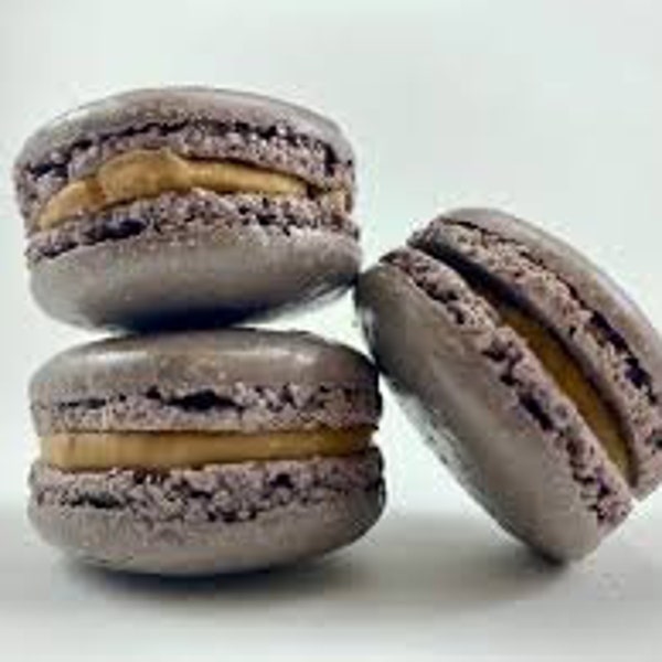 Earl Grey Macaron by Chef Rogers 6 piece