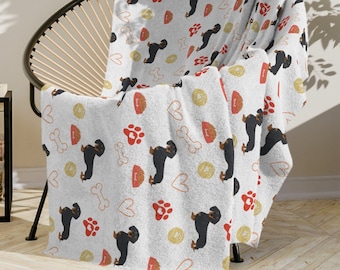 Dachshund Velveteen Minky Blanket, Housewarming Gift for Dachshund Dog Lover, Christmas Present for Couples, Comfy Weiner Dog Throw Blankets