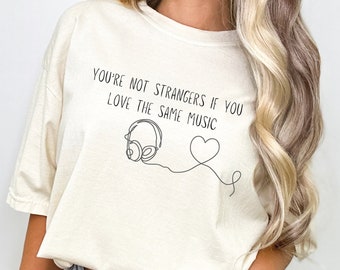 Musician Music Lover Tshirt, Music Teacher Appreciation Shirt, Gift for Best Friend Musician Teacher, Vintage Headphones with Cord