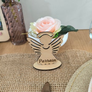 Marque place personnalisé en bois bapteme, baby shower, communion, mariage, anniversaire.