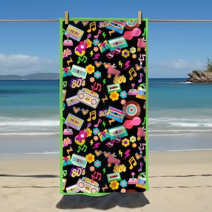 Toalha de praia retrô dos anos 80, fita mista dos anos 80, presente dos anos 80, lembrança retrô, toalha de música dos anos 80, acessório de praia vintage, presente de toalha de praia nostálgica dos anos 80