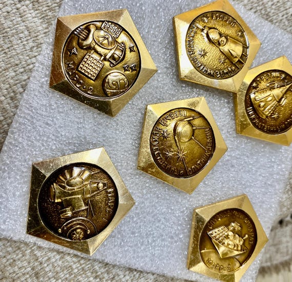 Soviet Space badges, Soviet exploration of space,… - image 4