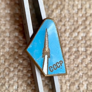 Lot De 20 Insignes Spatiaux Soviétiques Vintage URSS - Fusées, Union