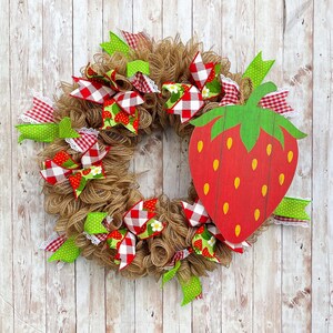 Summer Strawberry Wreath, Strawberry Wreath, Front Door Wreath, Summer Front Door Wreath, Strawberry Lovers, Summer Door Decor