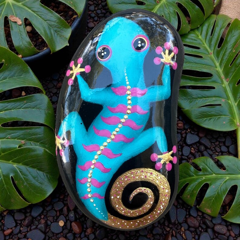 Gecko Painted Rocks, Colorful Yard Art - Etsy