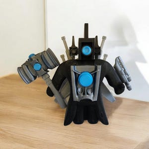 Mega Titan Video Camera Keychain 14cm