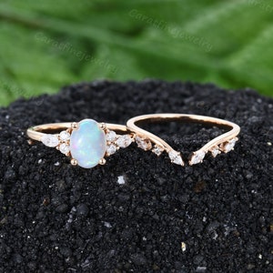 Ovalschnitt Natürlicher Opal Verlobungsring-Set Roségold-Verlobungsring Marquise-Schliff Diamant-Hochzeitsring-Set Art-Deco-Ring Versprechensring-Set