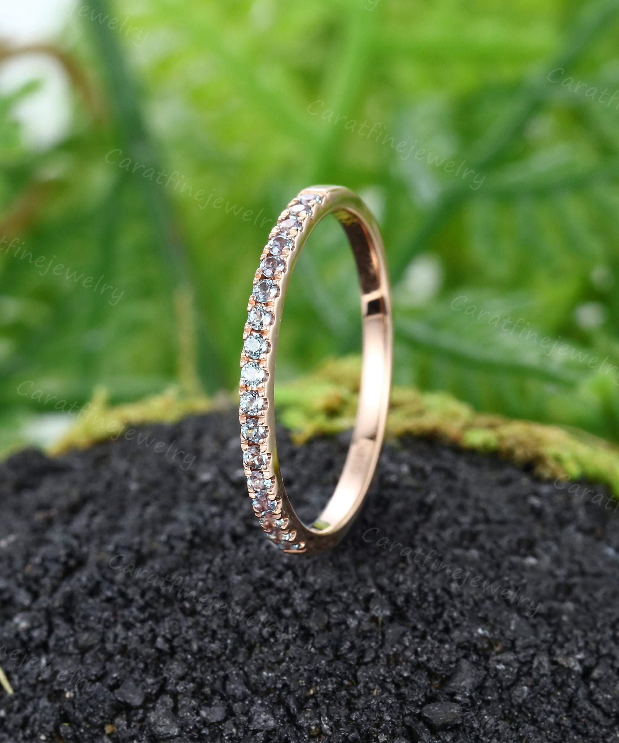 k18 イエローゴールド アレキサンドライトハーフエタニティ 楽天市場】指輪 ハーフエタニティ アレキサンドライト 18k 18金