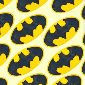 Puede incluir: Un patrón repetido de formas de logotipo de Batman amarillas y negras sobre un fondo amarillo claro. El logotipo de Batman es una silueta de murciélago negro dentro de un óvalo amarillo. El patrón está espaciado uniformemente y cubre toda la imagen.