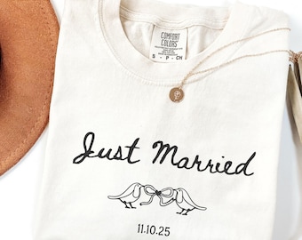 Just Married Shirt, Custom Wedding Shirt, Newlywed Gift, Honeymoon Shirt, Wedding Gift, Wife Shirt,  Wedding Gift Shirt, Bride Shirt