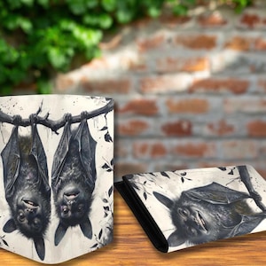 Cartera de cuero para mujer Happy Bats, cartera gótica con diseño de murciélago, cartera de bruja, Gothcore, Goblincore, cartera de vampiro, estética de terror de Dark Academia