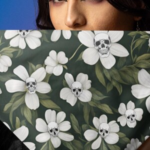 Gothic Skull & Daisies Bandana: Witchy Headscarf, Goth Style