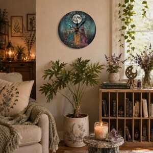Idée cadeau d'Halloween automnale pour maman : Horloge murale en bois magique et pratique pour la cuisine, style cottagecore et fantaisie. Cadeau d'anniversaire pour une sœur. image 7