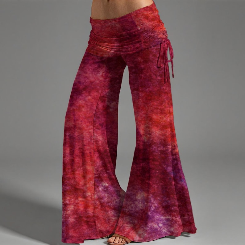 Boho Tie Dye Wide Leg Palazzo Pants Festival Outfit Witchy Clothes Vaporwave Rave Outfit High-Waisted Hippy Fashion 70s Bohemian Crop Top Pants