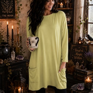 Autumn Casual Shirt Dress Gift Idea for Mom Comfort Minimalist Style Relaxed Fit Dress with Pockets Fall Casual Boho Tee Dress Long Sleeve Lemongrass