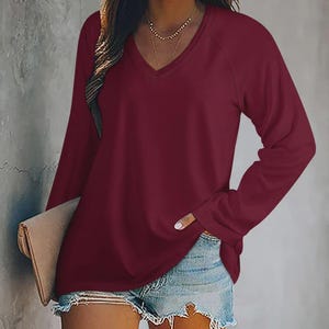 Boho Loose Fit Tunic Top: Women&#39;s Relaxed Long Sleeve Tee