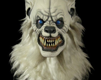 Máscara de lobo blanco, hombre lobo y lobo de nieve