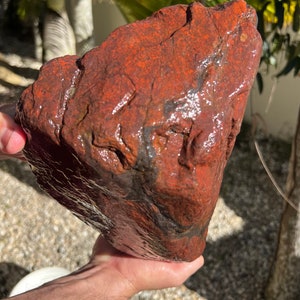【赤褐色のインクルージョン】ブラジル産ジャカレークォーツ 132g 原石 天然石 オーストラリア産原石 8.4キロ レッドアイアンストーン ボルダー 天然