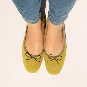 Green ballerinas Real Leather Handmade I green ballet flats I Green ballet shoes I  Pointy green ballerinas I Wedding Party Ballerinas