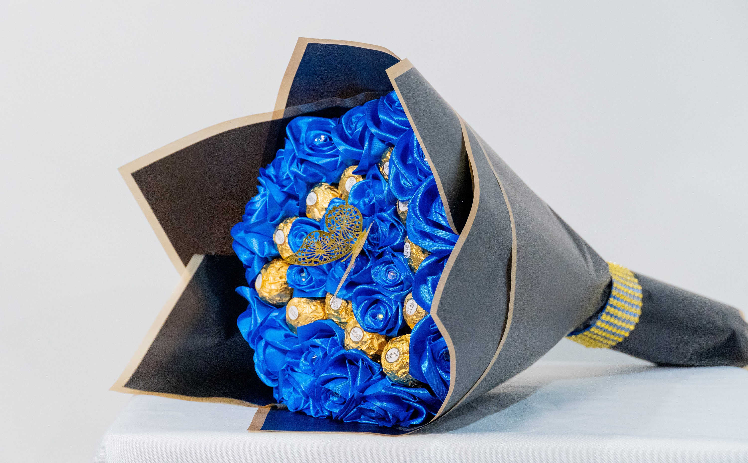 12 Rosas Eternas Azules B – Visto Flowers