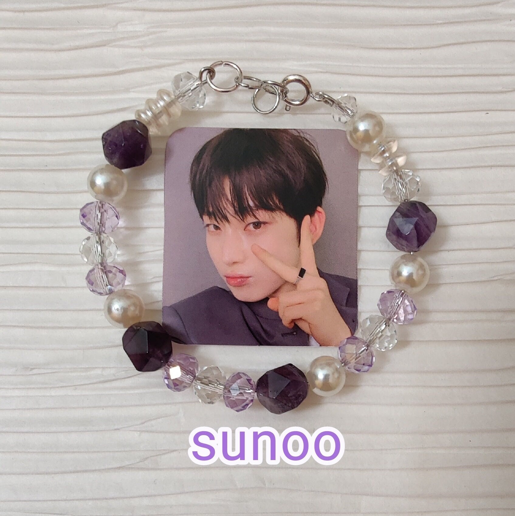 【LOWOOL】Triple Heart Pearl Bracelet〜ENHYPEN着用★韓国発 Lowool] ENHYPEN Jake Pick Triple Heart Pearl Bracelet