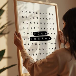Póster tipográfico inspirador con sopa de letras de buena energía: Arte mural motivacional para la oficina (Descarga digital) imagen 6