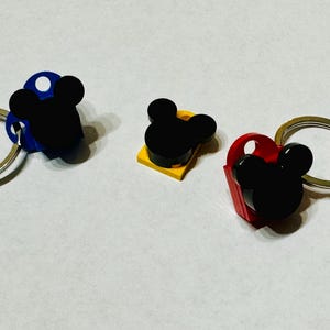 Lego Disney Keychain - Disney Cruise Fish Extender Gifts! Fidget Spinning Disney Keychain with Heart Shape!  Disney Fish Extender Keychain!