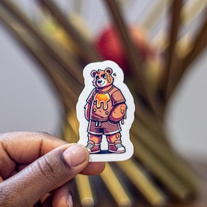 Sticker Winnie l'ourson musclé, bruine miel - Sticker en vinyle ourson sur le thème de Jock Jock pour ordinateurs portables, bouteilles d'eau, journaux et cadeaux.