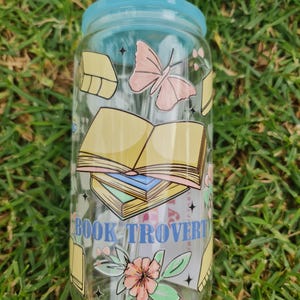 Booktrovert Glasdose, Bookish Glasbecher 16oz