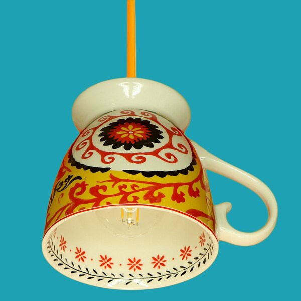 Moderne Lampe | Vintage Tassenlampe | Boho Küchenlampe aus einer großen 450ml Jumbo Tasse |  Geschirrlampe für Küche, Esszimmer und Landhaus