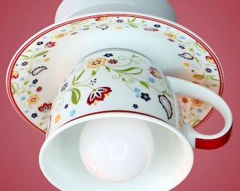 Tassenlampe für Küche und Esszimmer, moderne Deckenlampe aus einer großen Jumbo-Tasse, Landhaus Küchenlampe aus Porzellan Geschirr