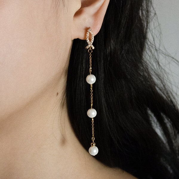 K-pop Idol Style Ichthys Pearl Dangle Pavé Huggie Hoops • Korean Feminine Pearl Dangle • K-Drama Cute Pearl Dangle • Korean Style Daily