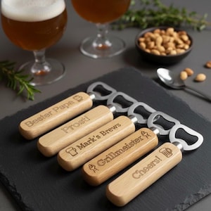 Gepersonaliseerde flesopener (gegraveerd) met de tekst van uw keuze als cadeau / Laser / Laserprint / Flesopener / Kurkentrekker / Feestartikel /