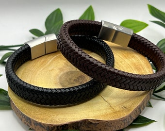 Men's Genuine Leather Bracelet with strong Titanium Magnetic clasp 21cm | high quality hand-braided from genuine leather