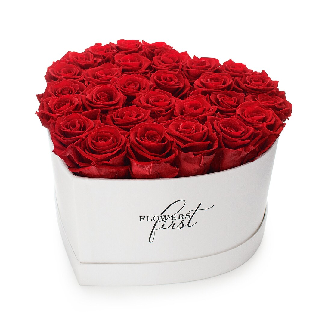 Extra Whte Roses Extra Large Heart Eternal Roses in a Hatbox Preserved Forever Natural ...