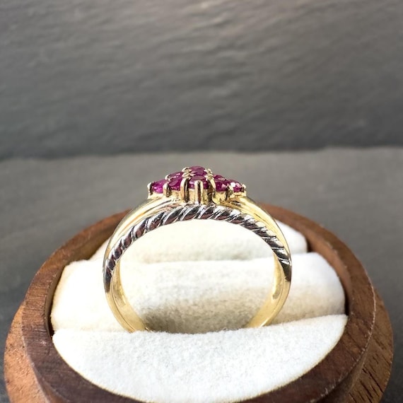 Vintage 9ct Solid Gold Ruby Cluster Ring | Englis… - image 5