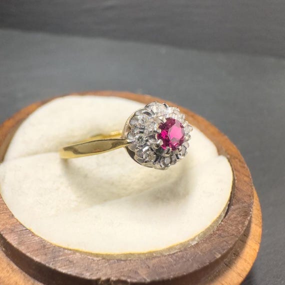 Vintage 1950s 18ct Solid Gold Ruby & Diamond Clus… - image 2
