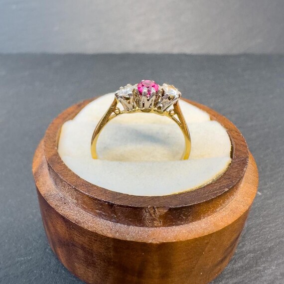 Ruby Diamond Ring 18ct Gold Platinum - Vintage Th… - image 7