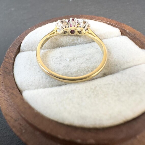 Ruby Diamond Ring 18ct Gold Platinum - Vintage Th… - image 9