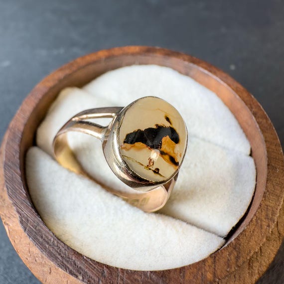 Antique 9ct Gold Agate Statement Ring - English H… - image 2