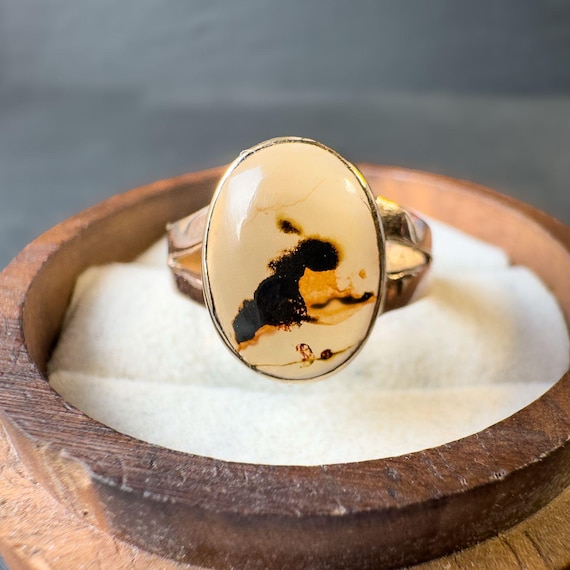 Antique 9ct Gold Agate Statement Ring - English H… - image 1