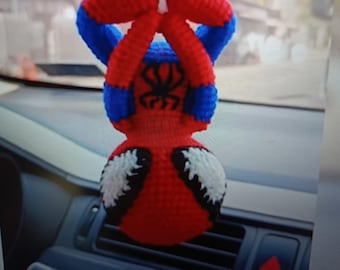 Brelok Spider-Man, brelok do torby, brelok do samochodu, prezent dla superbohatera Zabawka szydełkowa, szydełkowa Spider-Man, zawieszka do lusterka samochodowego, przedmiot kolekcjonerski