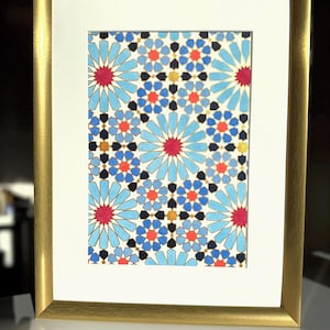 Acquerello originale raffigurante la geometria islamica ispirata all'Alhambra.  Arte fatta a mano