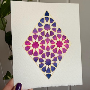 Acquerello originale raffigurante la geometria islamica ispirata all'Alhambra.  Arte fatta a mano