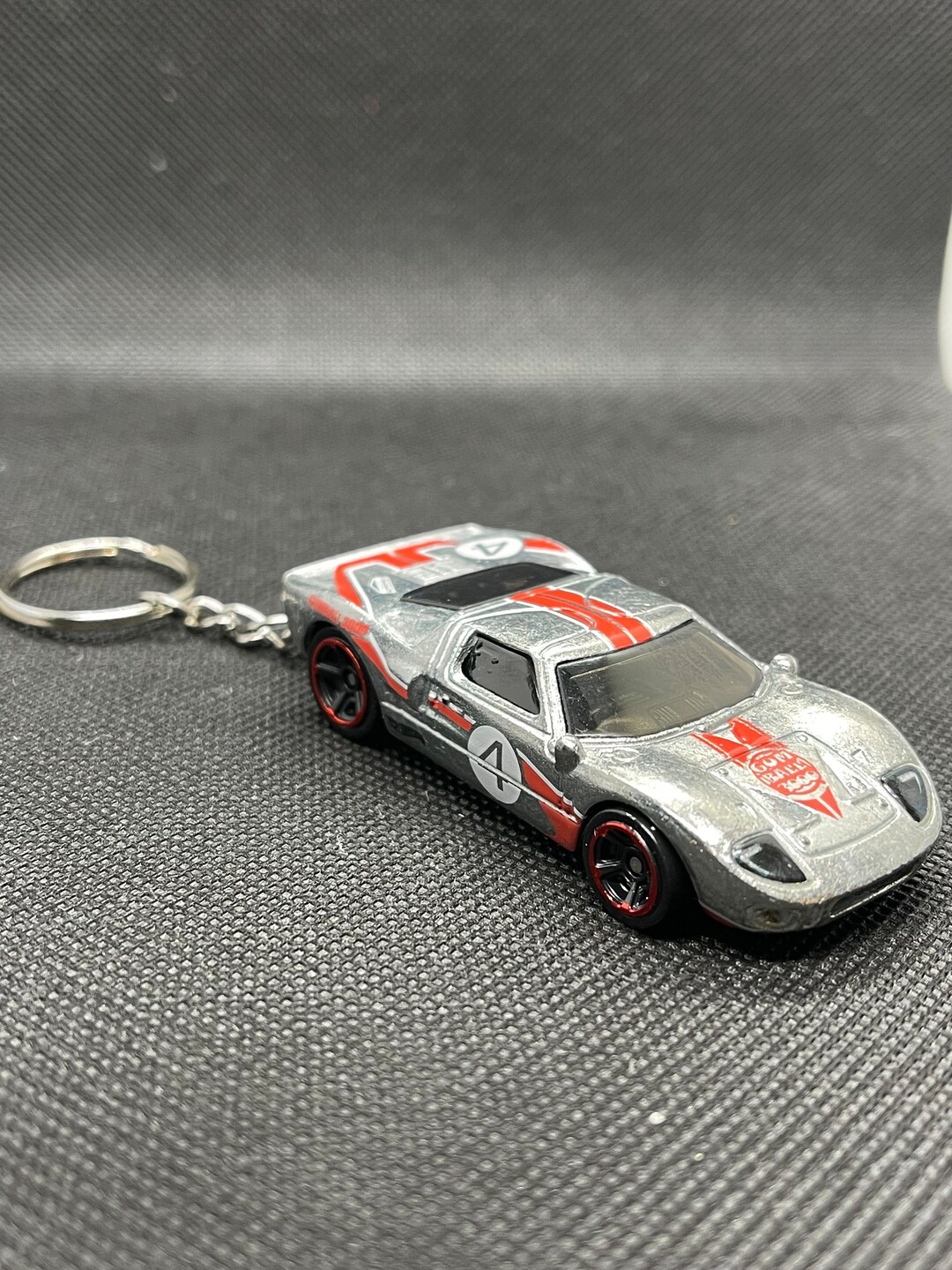 Ford GT-40 Keychain - Etsy