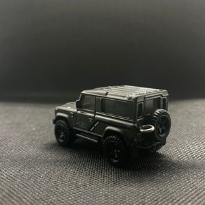 1990s Land Rover Defender keychain