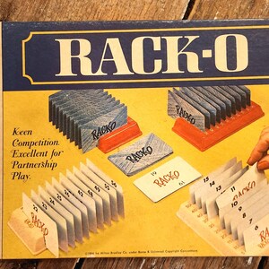 Juego de cartas Rack-O de Milton Bradley, 1966