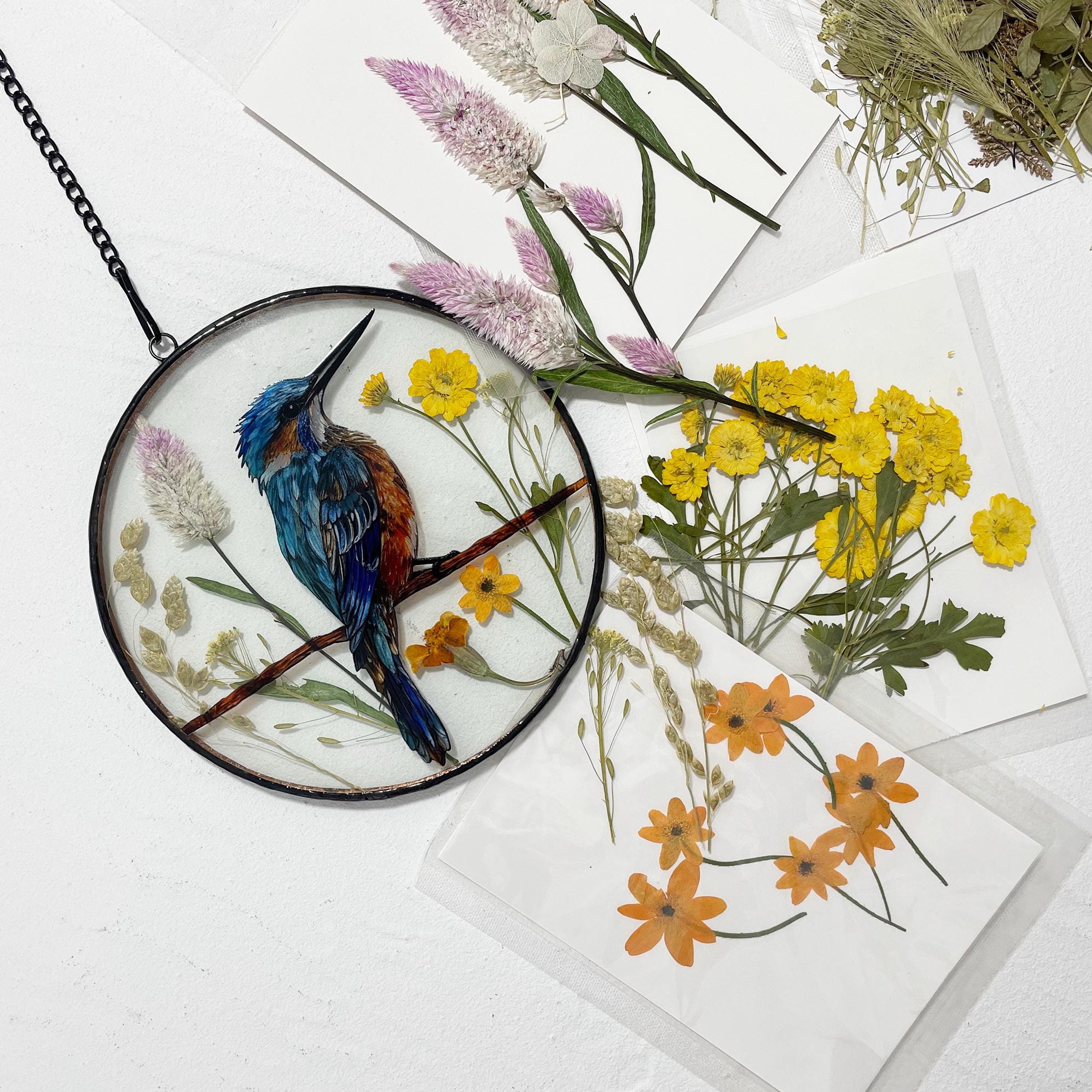 20,3 Cm Buntglas Sonnenfänger Mit Getrockneten Blumen – Fensterdekoration, Geschenk Für Frauen
